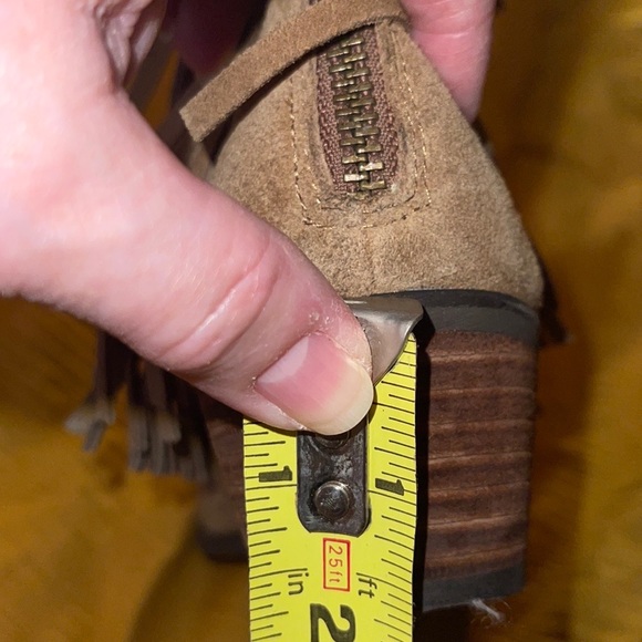 Yellow Box Booties - Picture 11 of 12